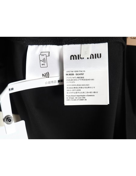 Miu Miu Contrast Collar Embroidered Logo Short Sleeve T-Shirt TSK1,Miu Miu
