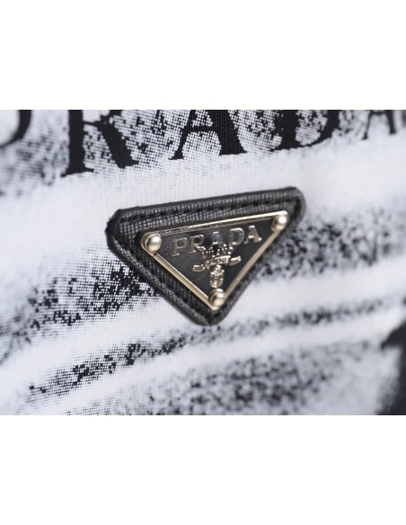 Prada Phantom Triangle Logo Print Crewneck Sweatshirt TSK1,Prada