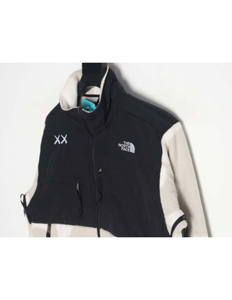 The North Face x KAWS North Face joint model FW23 1995 Denali Logo printed color block zipper fleece long-sleeved jacket,The Nor