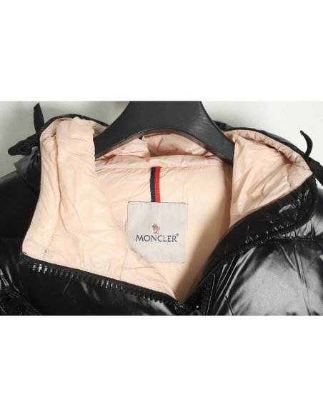 Moncler liriope series hooded diagonal zipper down jacket TSK1,Moncler