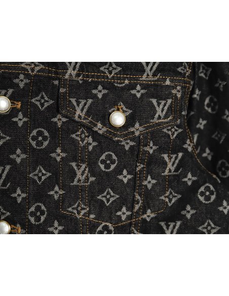 Louis Vuitton FA all-over printed peak collar denim jacket,Louis Vuitton