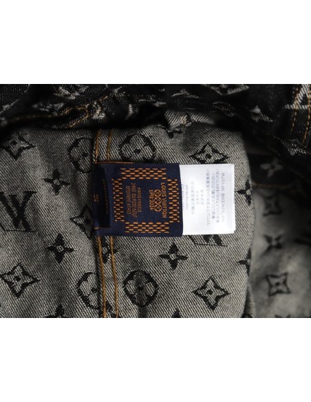 Louis Vuitton FA all-over printed peak collar denim jacket,Louis Vuitton