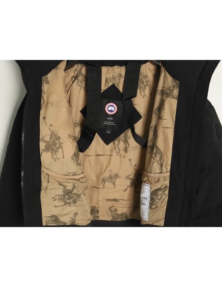 Canada Goose joint strapped short down jacket TSK1,canada goose