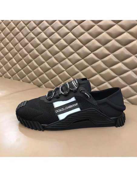 Dolce Gabbana Mens NS1 Slip-on Sneakers In Black Mesh