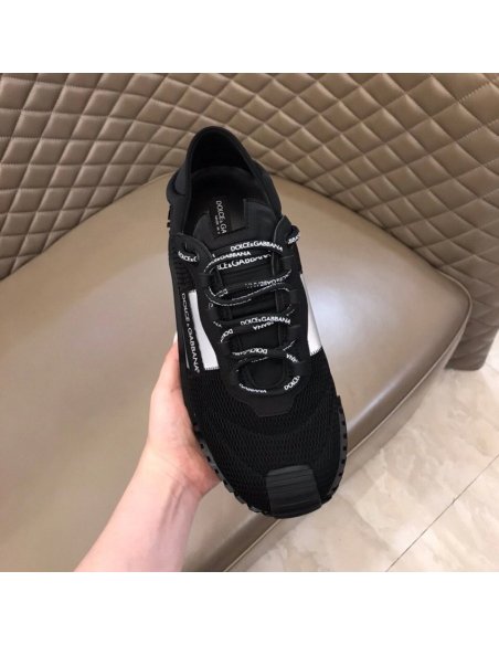 Dolce Gabbana Mens NS1 Slip-on Sneakers In Black Mesh