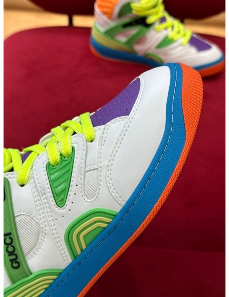 FashionStatement,GUCCI,IconicStyle,ItalianCraftsmanship,LuxuryFootwear,SNEAKER