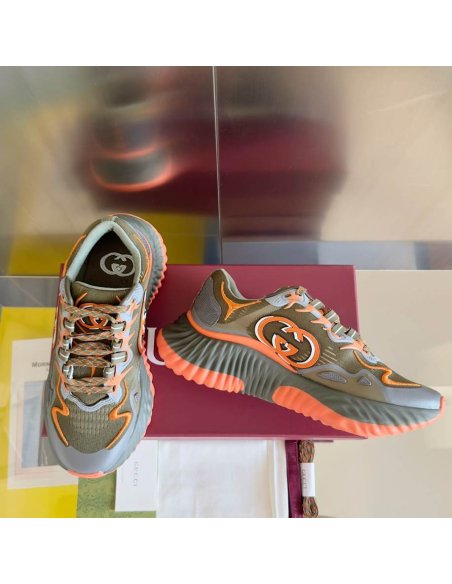 FashionStatement,GUCCI,IconicStyle,ItalianCraftsmanship,LuxuryFootwear,SNEAKER