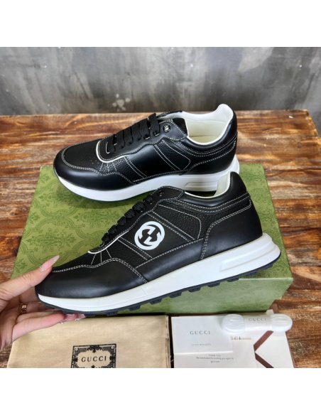 FashionStatement,GUCCI,IconicStyle,ItalianCraftsmanship,LuxuryFootwear,SNEAKER