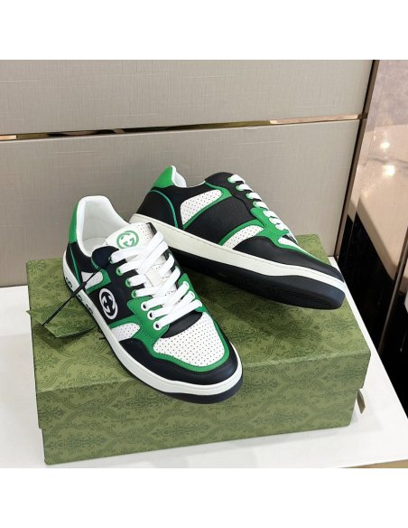 FashionStatement,GUCCI,IconicStyle,ItalianCraftsmanship,LuxuryFootwear,SNEAKER