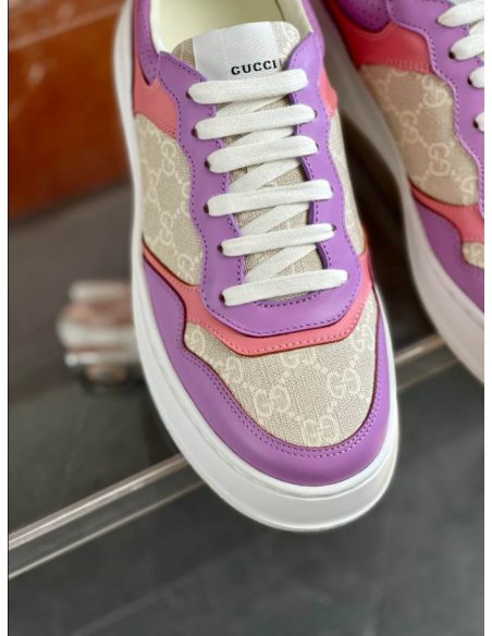 FashionStatement,GUCCI,IconicStyle,ItalianCraftsmanship,LuxuryFootwear,SNEAKER