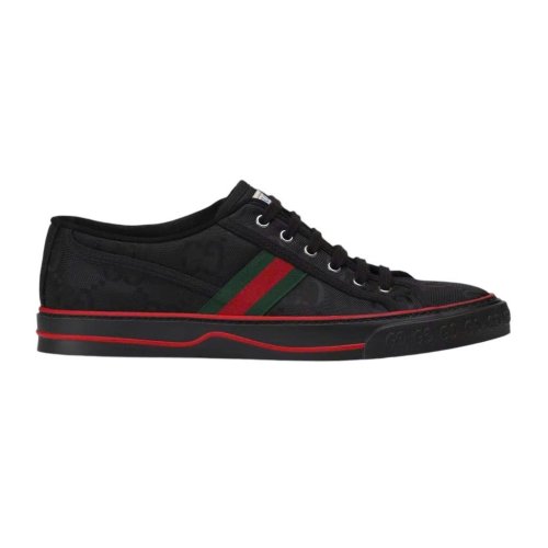 FashionStatement,GUCCI,IconicStyle,ItalianCraftsmanship,LuxuryFootwear,SNEAKER