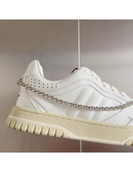 FashionStatement,GUCCI,IconicStyle,ItalianCraftsmanship,LuxuryFootwear,SNEAKER