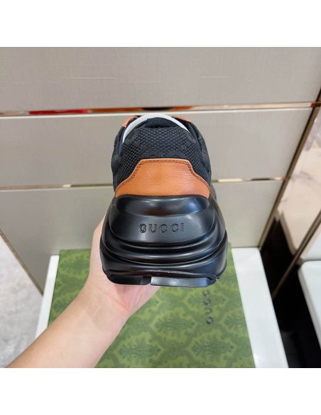 FashionStatement,GUCCI,IconicStyle,ItalianCraftsmanship,LuxuryFootwear,SNEAKER