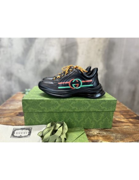 FashionStatement,GUCCI,IconicStyle,ItalianCraftsmanship,LuxuryFootwear,SNEAKER