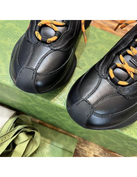 FashionStatement,GUCCI,IconicStyle,ItalianCraftsmanship,LuxuryFootwear,SNEAKER