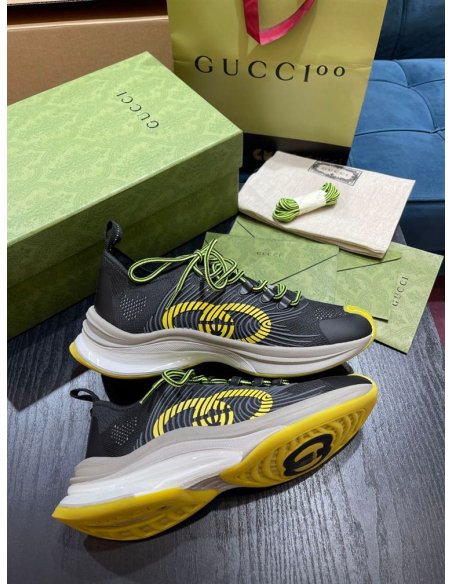 FashionStatement,GUCCI,IconicStyle,ItalianCraftsmanship,LuxuryFootwear,SNEAKER