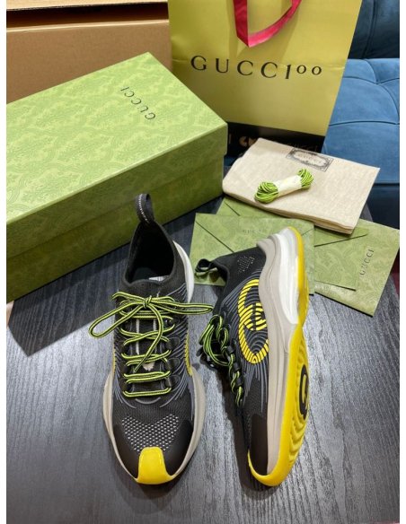 FashionStatement,GUCCI,IconicStyle,ItalianCraftsmanship,LuxuryFootwear,SNEAKER