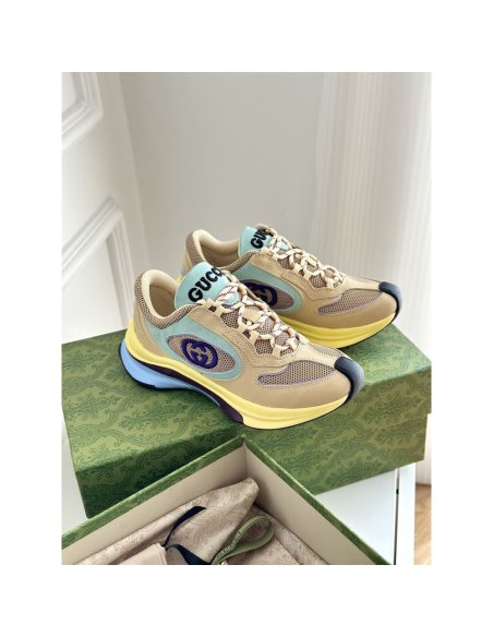 FashionStatement,GUCCI,IconicStyle,ItalianCraftsmanship,LuxuryFootwear,SNEAKER