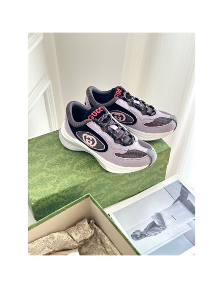 FashionStatement,GUCCI,IconicStyle,ItalianCraftsmanship,LuxuryFootwear,SNEAKER