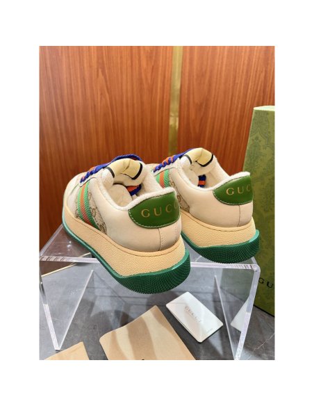 FashionStatement,GUCCI,IconicStyle,ItalianCraftsmanship,LuxuryFootwear,SNEAKER