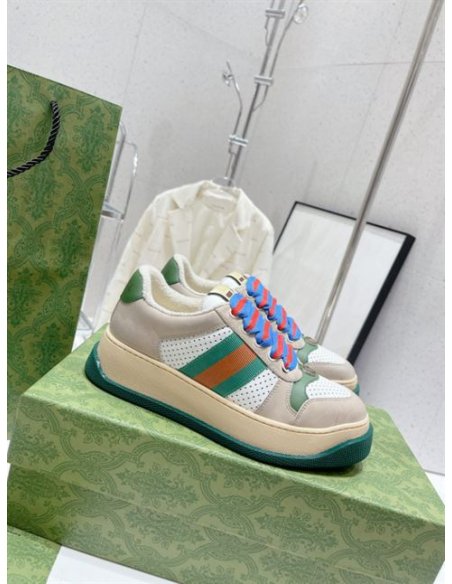 FashionStatement,GUCCI,IconicStyle,ItalianCraftsmanship,LuxuryFootwear,SNEAKER