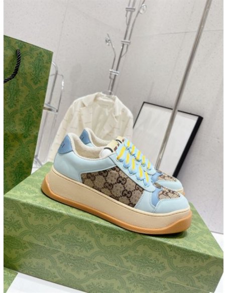 FashionStatement,GUCCI,IconicStyle,ItalianCraftsmanship,LuxuryFootwear,SNEAKER