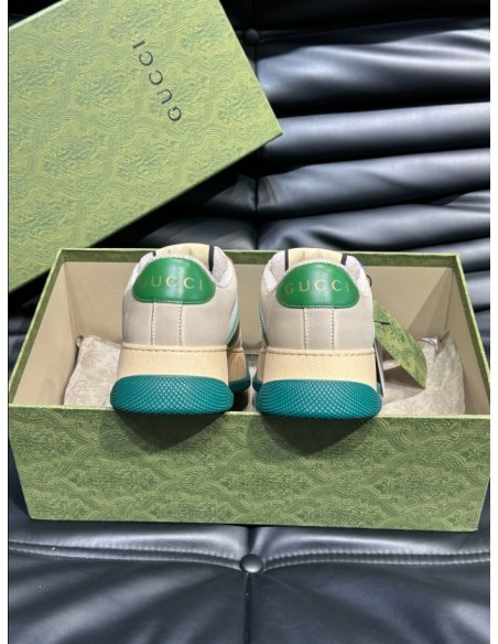 FashionStatement,GUCCI,IconicStyle,ItalianCraftsmanship,LuxuryFootwear,SNEAKER