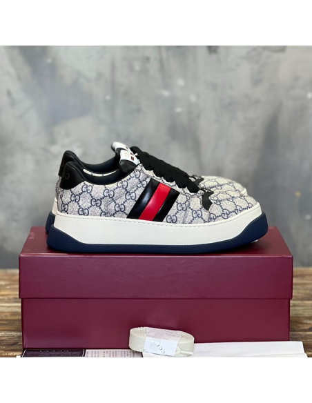 FashionStatement,GUCCI,IconicStyle,ItalianCraftsmanship,LuxuryFootwear,SNEAKER