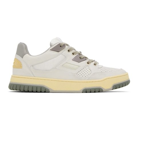 FashionStatement,GUCCI,IconicStyle,ItalianCraftsmanship,LuxuryFootwear,SNEAKER