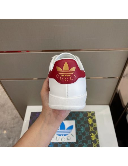 FashionStatement,GUCCI,Lowtop,LuxuryFootwear,SNEAKER