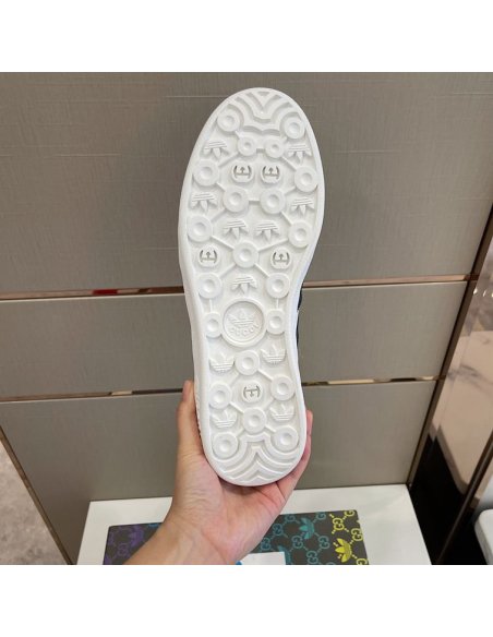 FashionStatement,GUCCI,Lowtop,LuxuryFootwear,SNEAKER