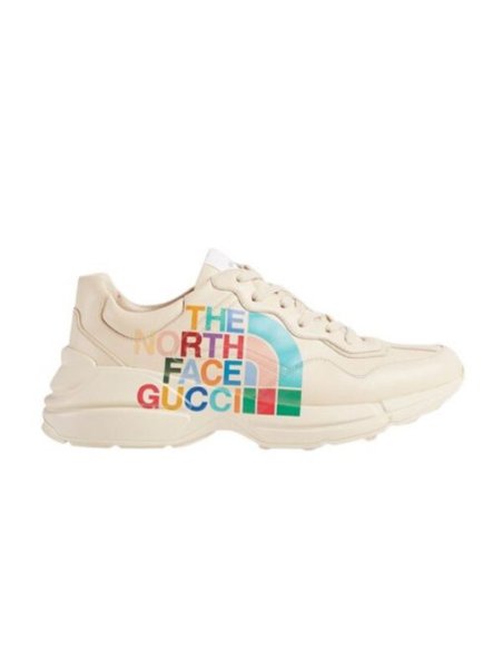 FashionStatement,GUCCI,IconicStyle,ItalianCraftsmanship,LuxuryFootwear,SNEAKER