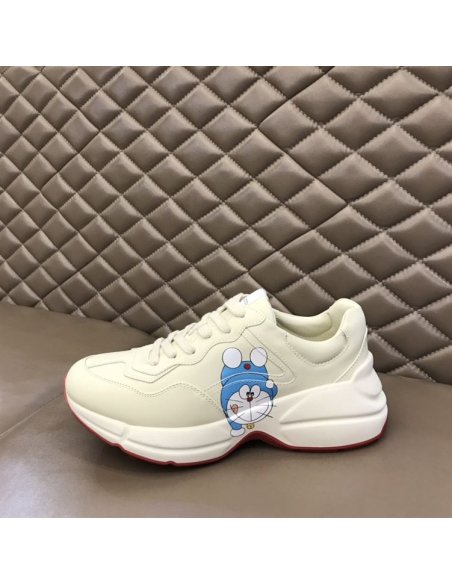 FashionStatement,GUCCI,IconicStyle,ItalianCraftsmanship,LuxuryFootwear,SNEAKER