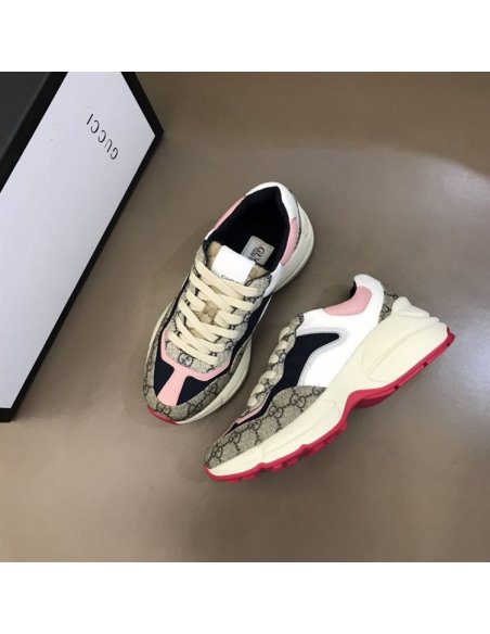 FashionStatement,GUCCI,IconicStyle,ItalianCraftsmanship,LuxuryFootwear,SNEAKER