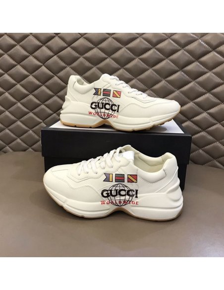 FashionStatement,GUCCI,IconicStyle,ItalianCraftsmanship,LuxuryFootwear,SNEAKER