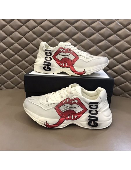 FashionStatement,GUCCI,IconicStyle,ItalianCraftsmanship,LuxuryFootwear,SNEAKER